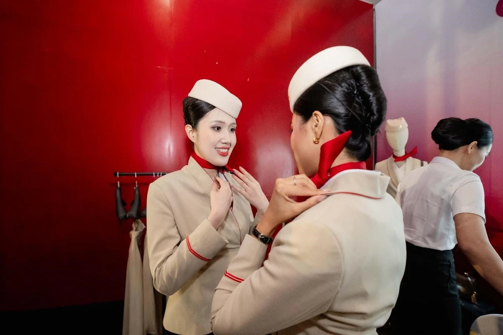 soi-dong-ngay-hoi-tuyen-dung-tiep-vien-hang-khong-lon-nhat-nam-cua-sun-phuquoc-airways-2.jpg