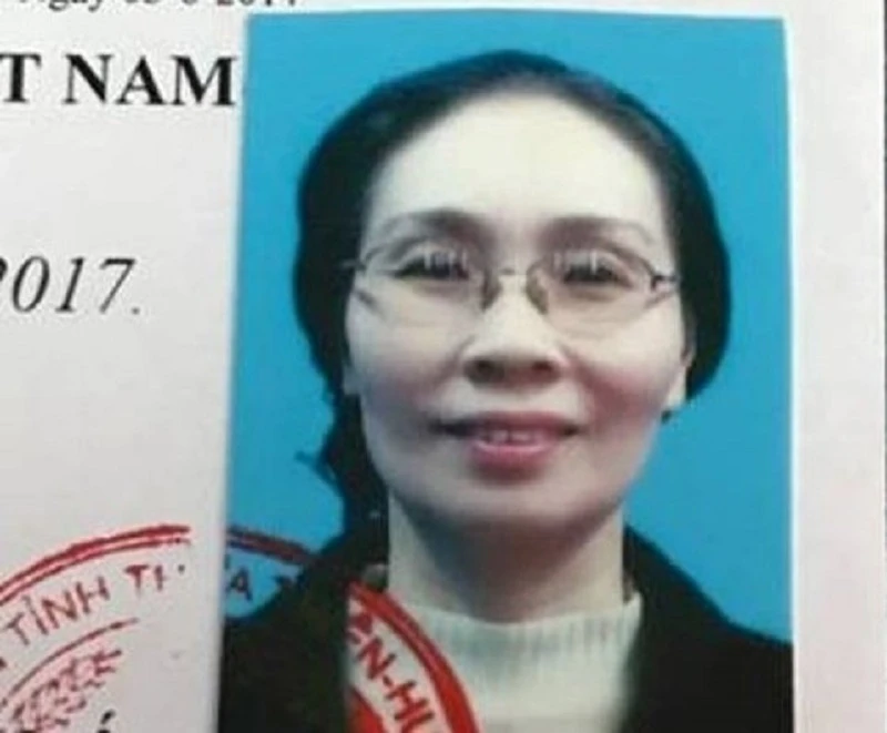 Truy nã đặc biệt người phụ nữ đã xuất cảnh sang Mỹ ảnh 1