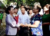 Chủ tịch Quốc hội thăm người dân sắp di dời khỏi di tích ở Huế