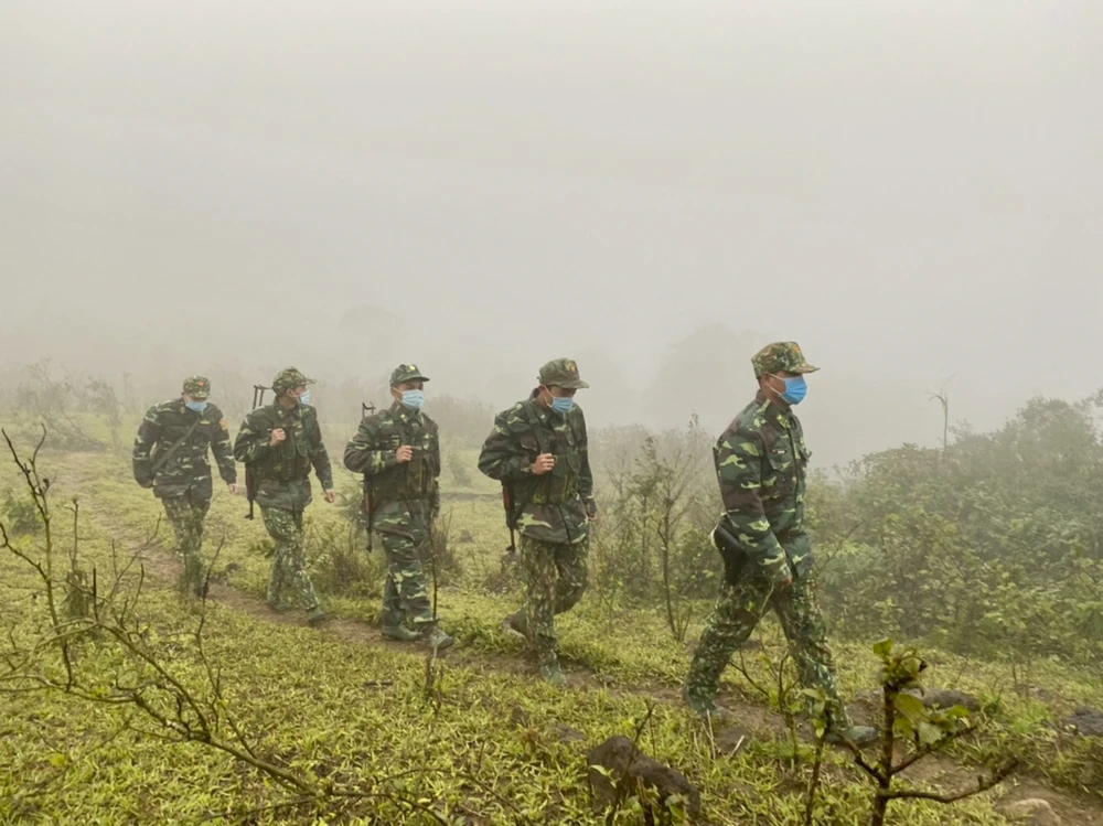 Hình ảnh lính biên phòng tuần tra giữa trời đông giá rét ảnh 4 Hình ảnh lính biên phòng tuần tra giữa trời đông giá rét ảnh 4