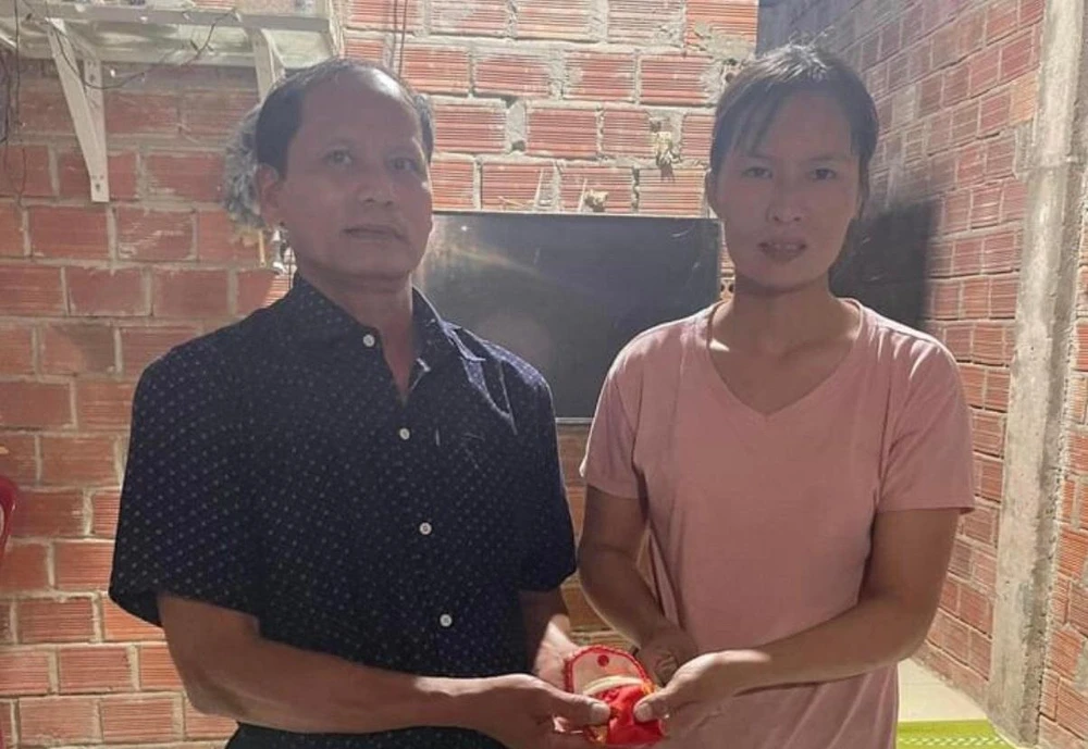 nữ công nhân trả lại vàng ở quảng trị