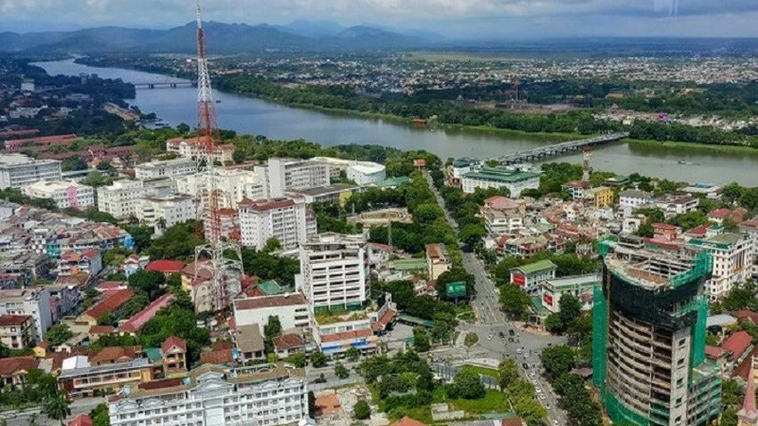 Dự kiến thành phố Huế sẽ được chia làm 2 quận phía Bắc và phía Nam khi Thừa Thiên Huế lên thành phố trực thuộc trung ương. Ảnh: ND Dự kiến thành phố Huế sẽ được chia làm 2 quận phía Bắc và phía Nam khi Thừa Thiên Huế lên thành phố trực thuộc trung ương. Ảnh: ND