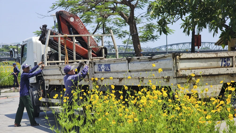 Với chủ đề "Tinh hoa nghề Việt" năm nay sẽ thu hút 69 làng nghề, cơ sở nghề trong nước tham dự.