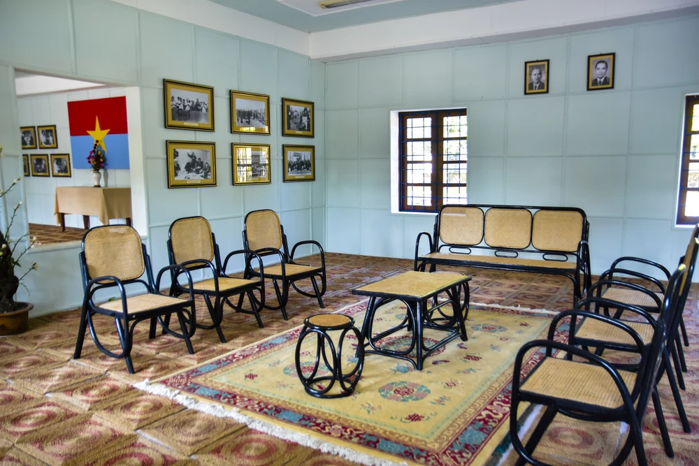 Cách đây nửa thế kỷ, khi tỉnh Quảng Trị được giải phóng (1-5-1972), sau hiệp định Pari được ký kết, thực hiện chủ trương của Đảng, Chính phủ Cách mạng lâm thời CHMNVN chọn vùng đất thuộc huyện Cam Lộ, tỉnh Quảng Trị làm trụ sở. Nhằm tạo vị thế cho ủy ban cố vấn và Chính phủ lâm thời thực hiện các hoạt động ngoại giao và tiếp tục lãnh đạo các cuộc đấu tranh ở miền Nam đến thắng lợi hoàn toàn. Ảnh: NGUYỄN DO