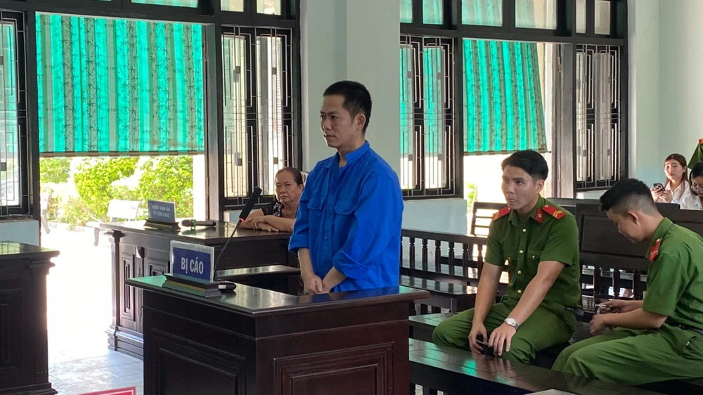 Bị cáo Phạm Hồng Tân tại tòa. Ảnh: ND