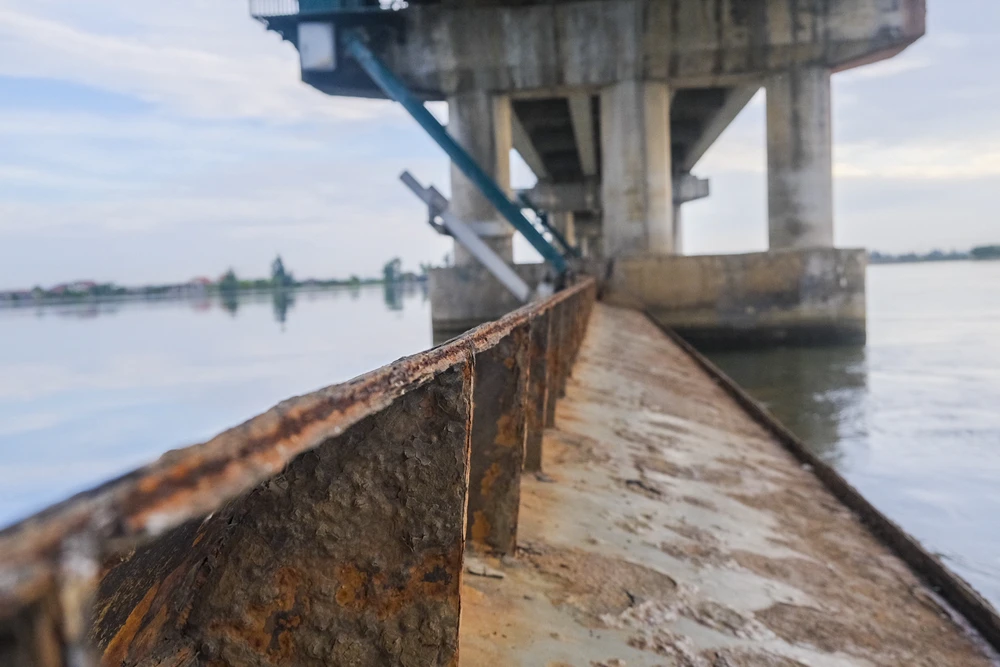 Nhiều thiết bị đã bị rỉ sét, ăn mòn cần được sửa chữa.