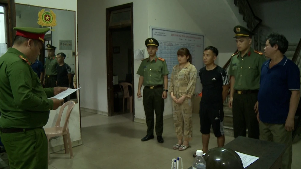 bị bắt vì hành vi mua bán nội tạng và mang thai hộ