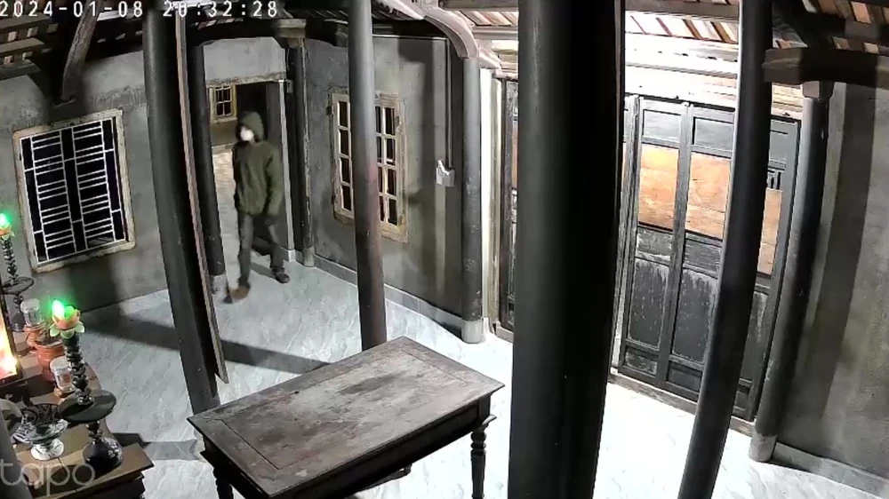 Trộm ở nhà thờ, đình làng Huế