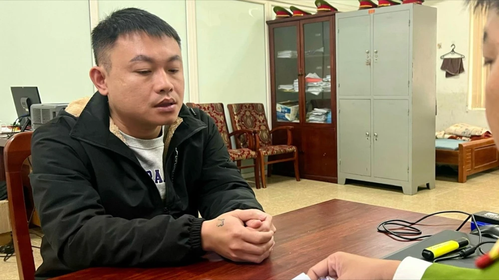 Bắt người đàn ông lừa đảo hơn 5 tỉ đồng bằng hình thức chơi hụi