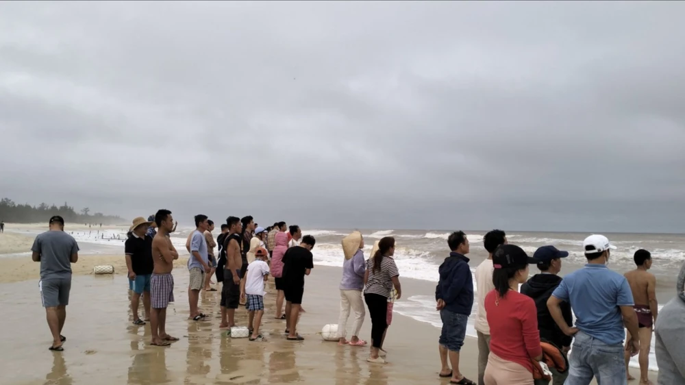 Chìm ghe tại vùng biển thừa thiên huế