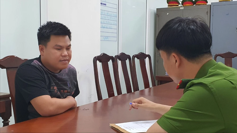 Công an Thừa Thiên Huế bắt nam thanh niên lừa chạy án cho nhiều người nhằm chiếm đoạt 2,5 tỉ đồng