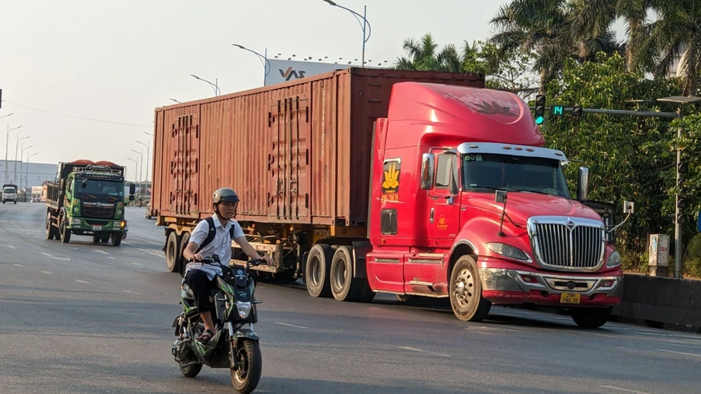 cao tốc cam lộ - la sơn