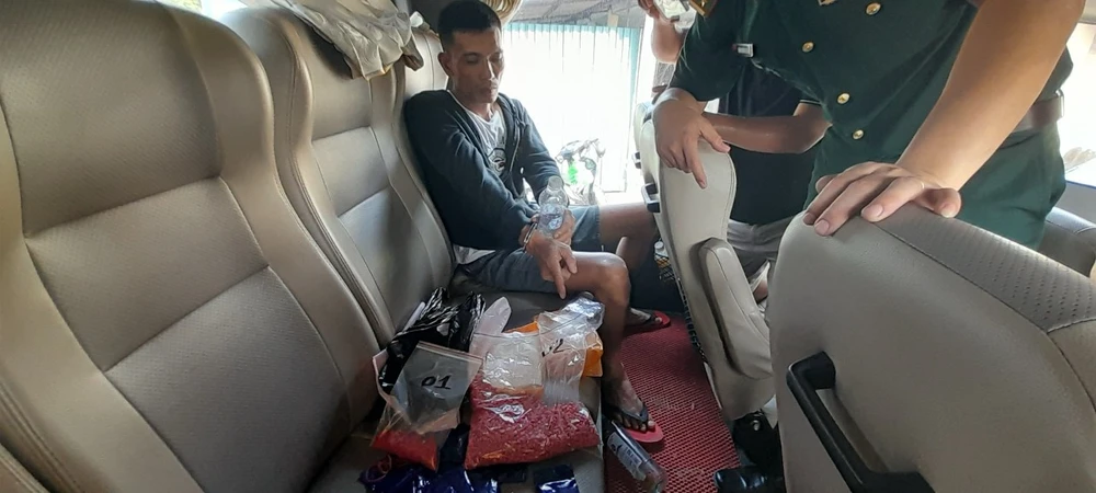 lam-lan-trai-tren-cay-de-giao-dich-ma-tuy (3).JPG