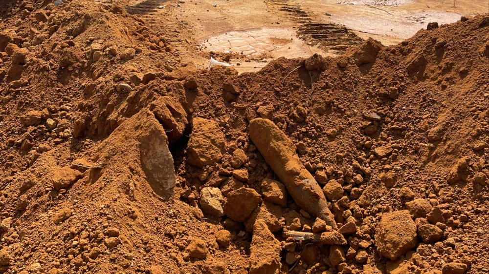 Phát hiện quả đạn khi thi công trạm y tế