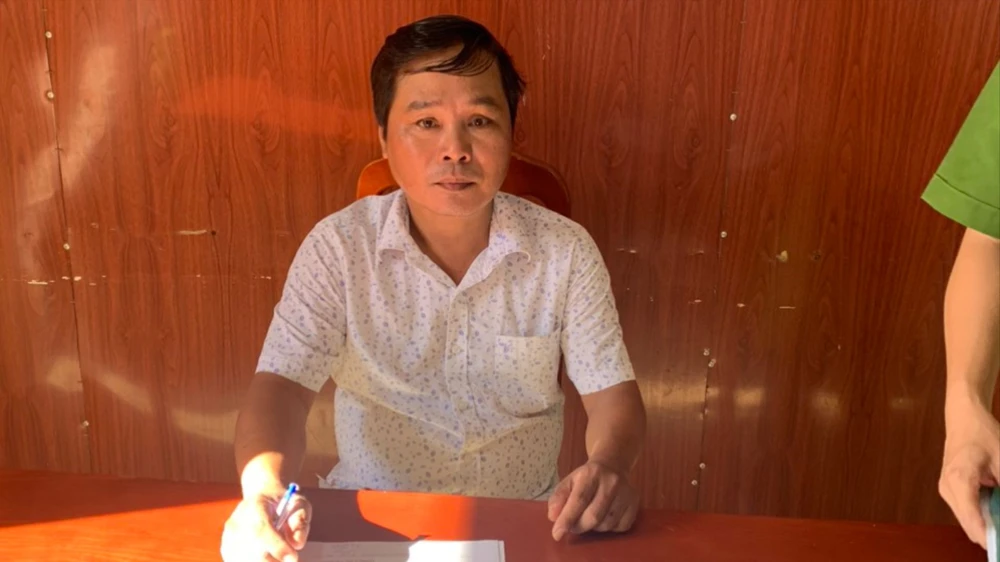 Lừa đảo chiếm đoạt hàng trăm triệu đồng