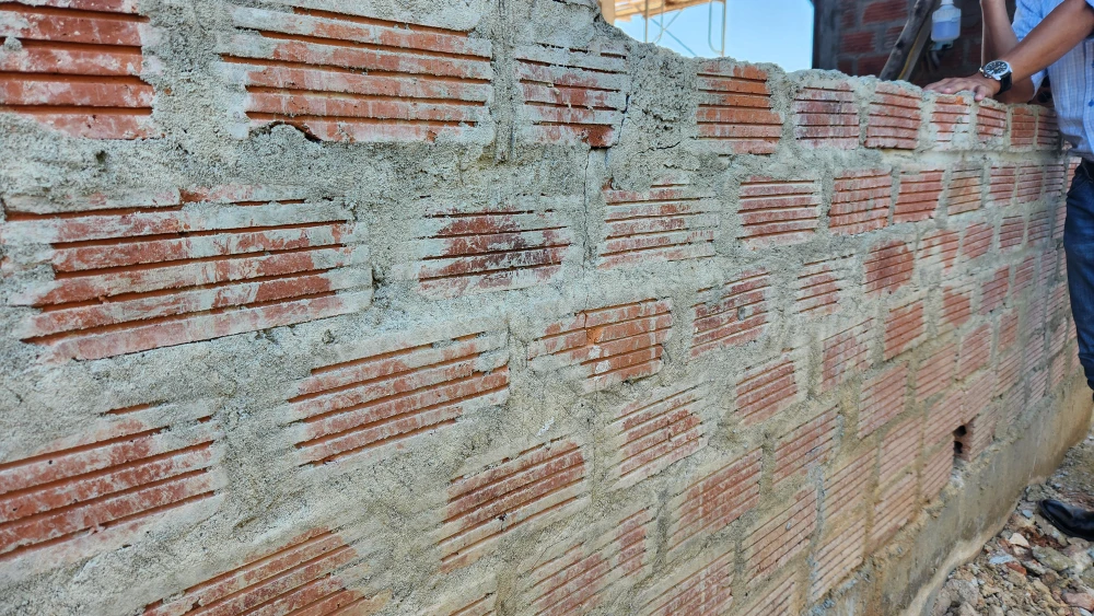 lam-ro-viec-sut-lun-khi-xay-nha-o-khu-tai-dinh-cu-cao-toc (9).jpg