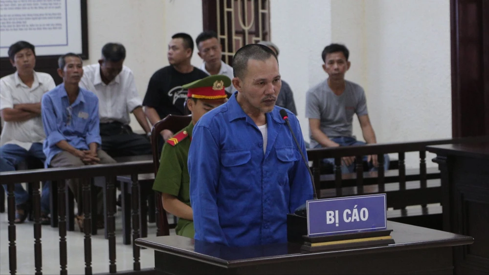 Người đâm phó chánh án ở Quảng trị lãnh án