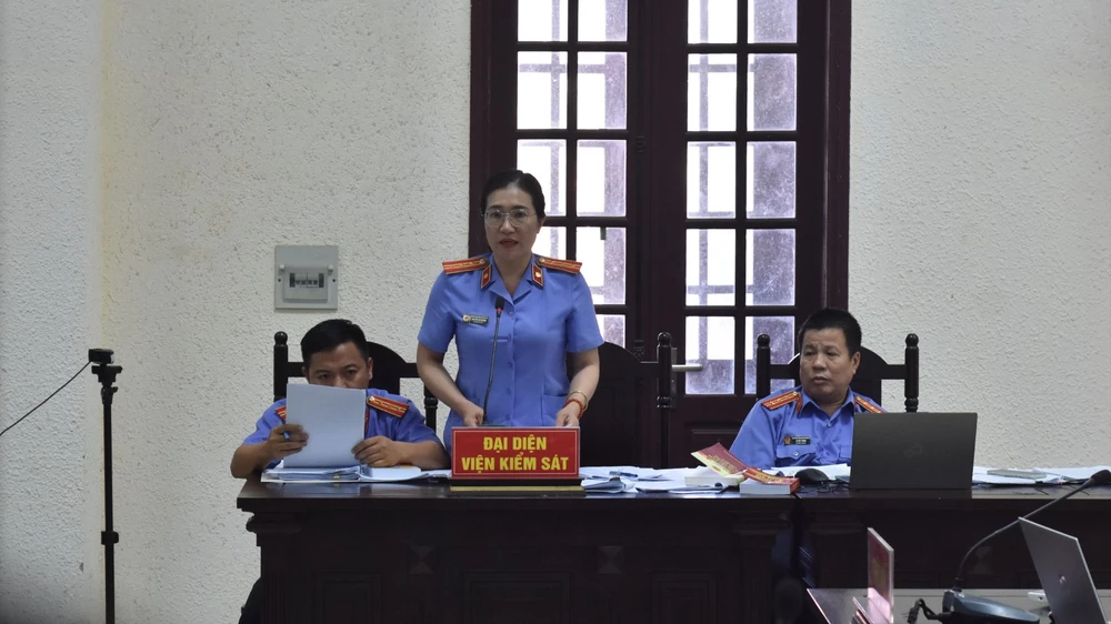 xet-xu-quan-idol-de-nghi-4-an-tu-hinh (1).JPG