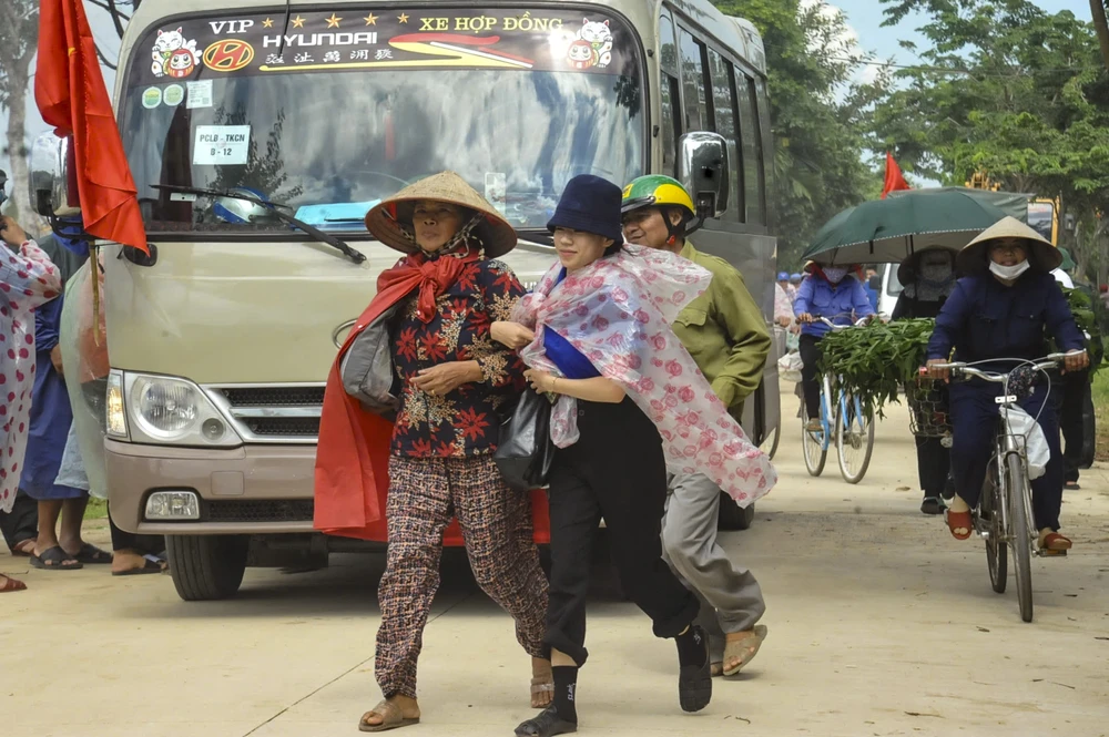 hon-800-quan-dan-dien-tap-phong-chong-bao-lu (20).jpg