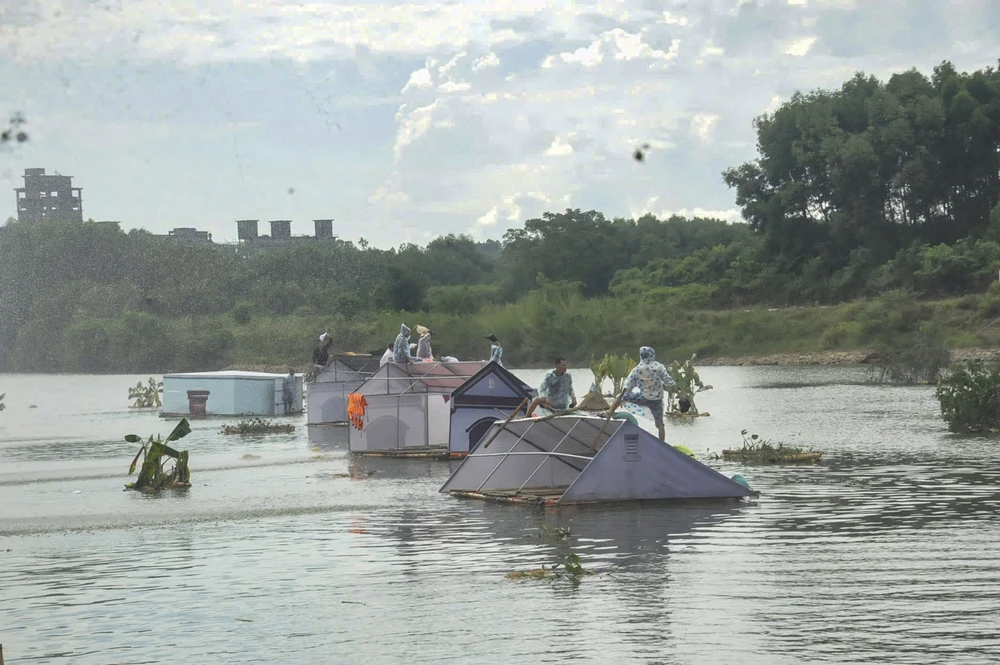 hon-800-quan-dan-dien-tap-phong-chong-bao-lu (6).jpg