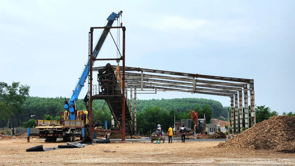 thao-diem-nghen-cuoi-cung-tren-cao-toc-van-ninh-cam-lo-doan-qua-quang-tri (14).jpg