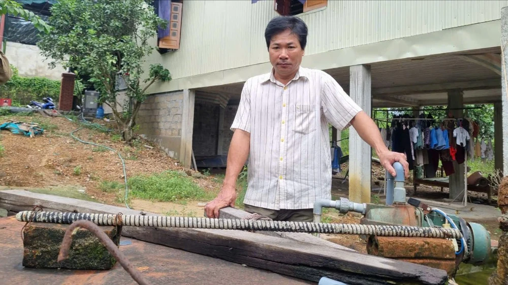 chi-8-ti-xay-nha-may-nuoc-roi-bo-hoang-vi-thieu-tien-mua-thiet-bi (5).jpg