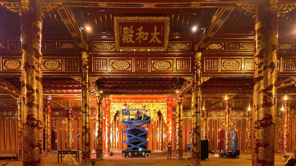 dien-thai-hoa-long-lay-sau-khi-trung-tu (33).jpg