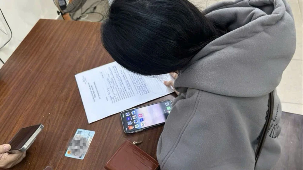 giả danh cơ quan chức năng