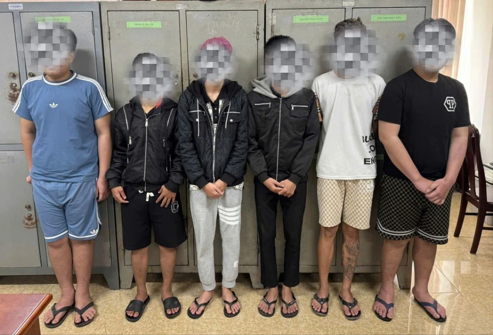 Chặn đường cưỡng đoạt 600.000 đồng