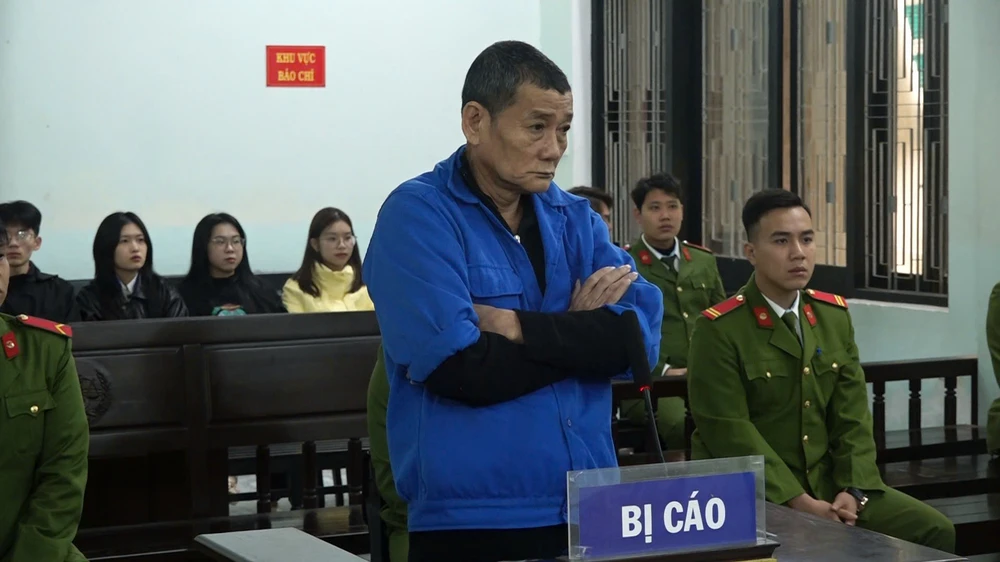 cháu chém chú ruột trọng thương