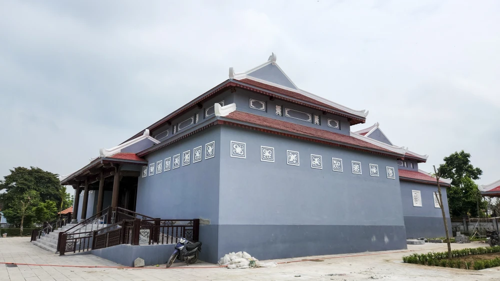 chum-anh-khu-luu-niem-tong-bi-thu-le-duan-sap-hoan-thanh (7).jpg