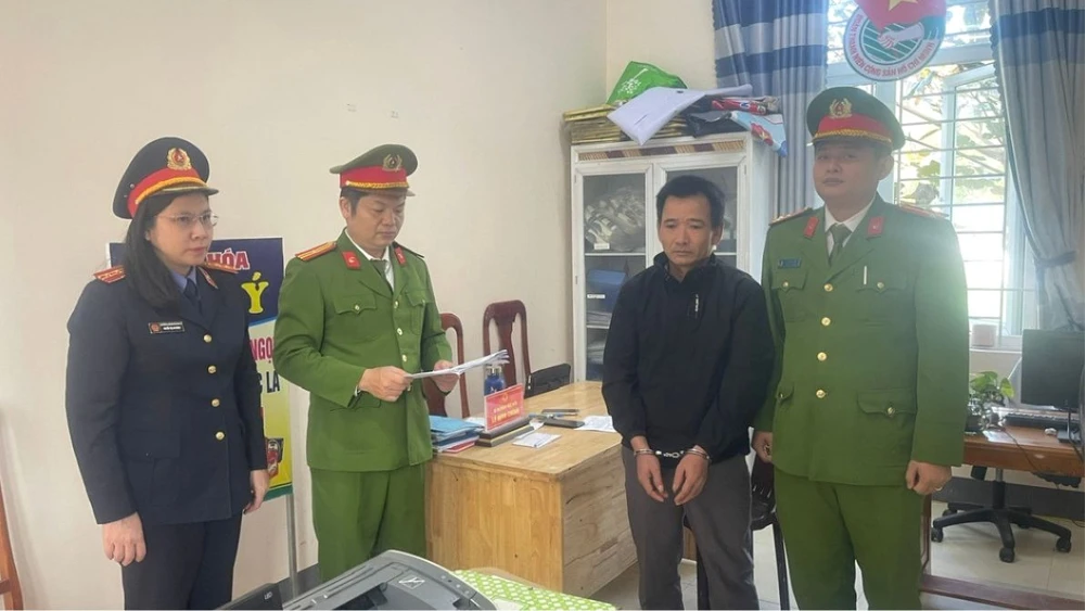 Hiếp dâm 2 chị em