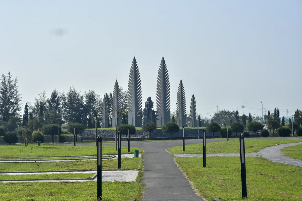 cầu Hiền Lương