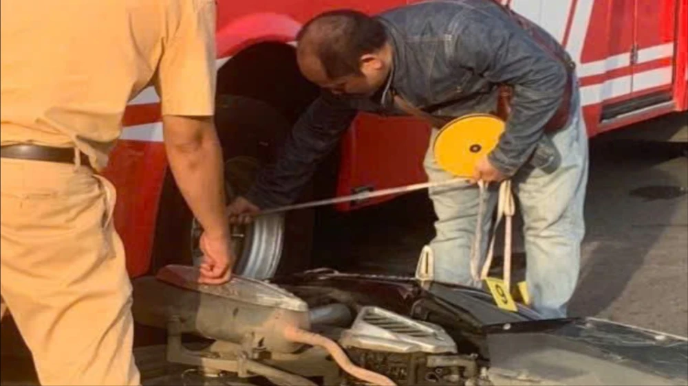 2 mẹ con tử vong