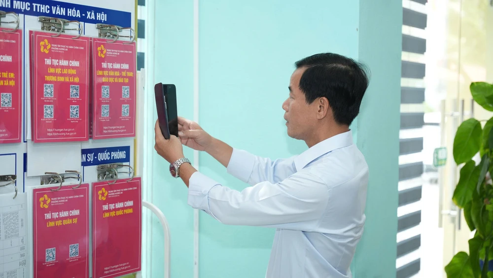 chính quyền hai cấp