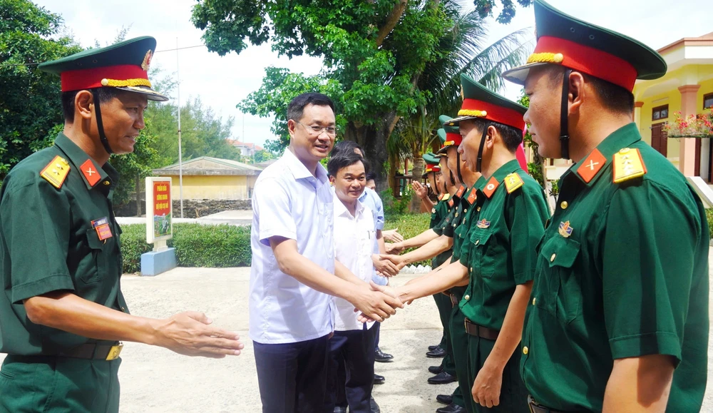 dinh-huong-phat-trien-kinh-te-con-co-thanh-thoi-nam-cham-du-lich (1).jpg