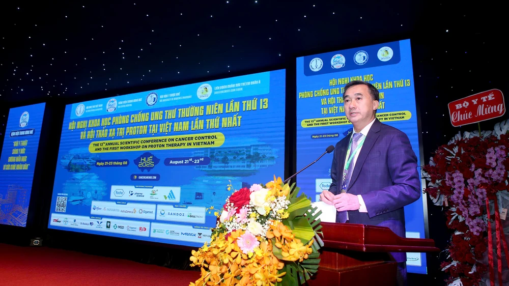 viet-nam-sap-co-3-trung-tam-xa-tri-ung-thu-tien-tien-bac-nhat-the-gioi (2).jpg