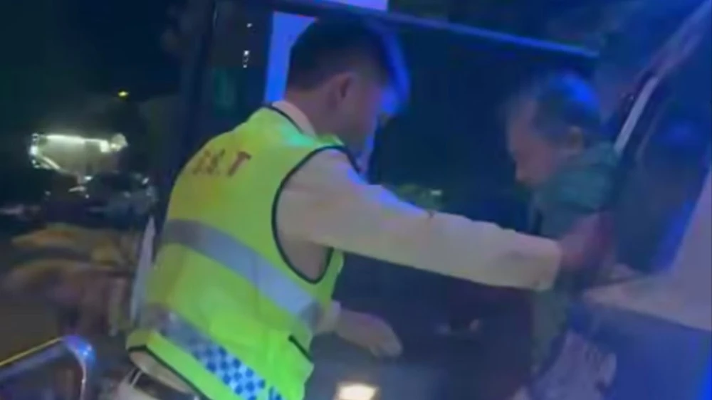 bị rắn độc cắn