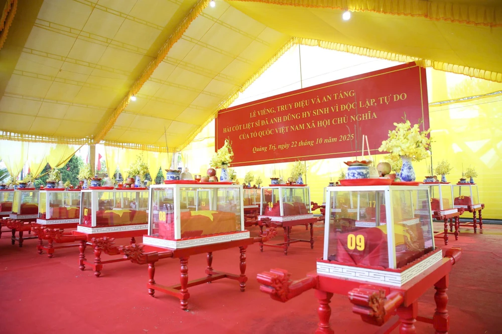 an-tang-34-hai-cot-liet-si-duoc-quy-tap-tai-thanh-co-quang-tri (2).jpg