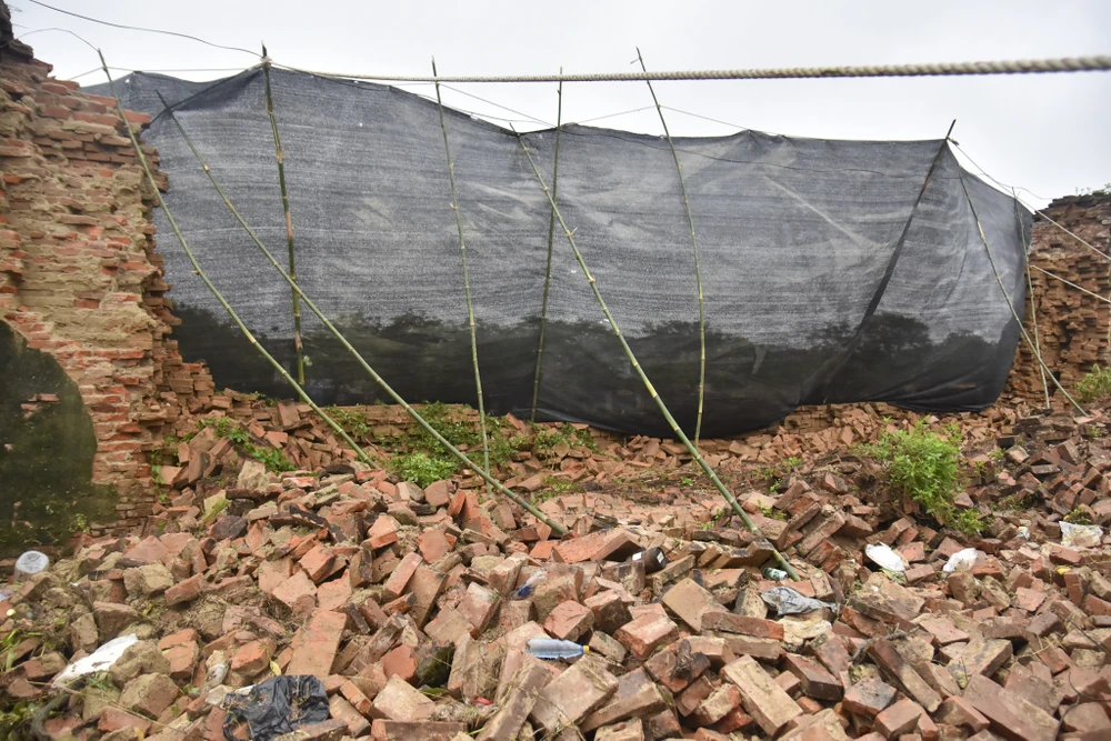 giam-doc-trung-tam-bao-ton-di-tich-co-do-hue-noi-ve-tuong-hoang-thanh-hue-bi-sap (5).jpg