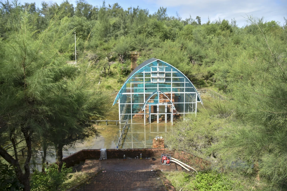 canh-canh-di-tich-thap-cham-hon-1-200-tuoi-ngap-sau (28).jpg