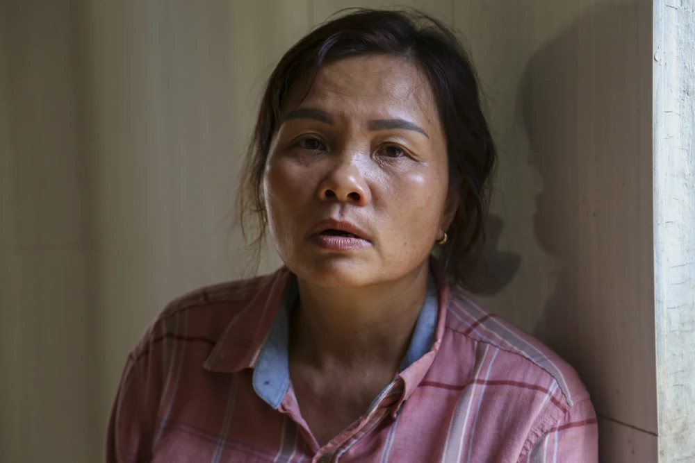 nha-bi-cuon-troi-mat-het-roi (23).jpg