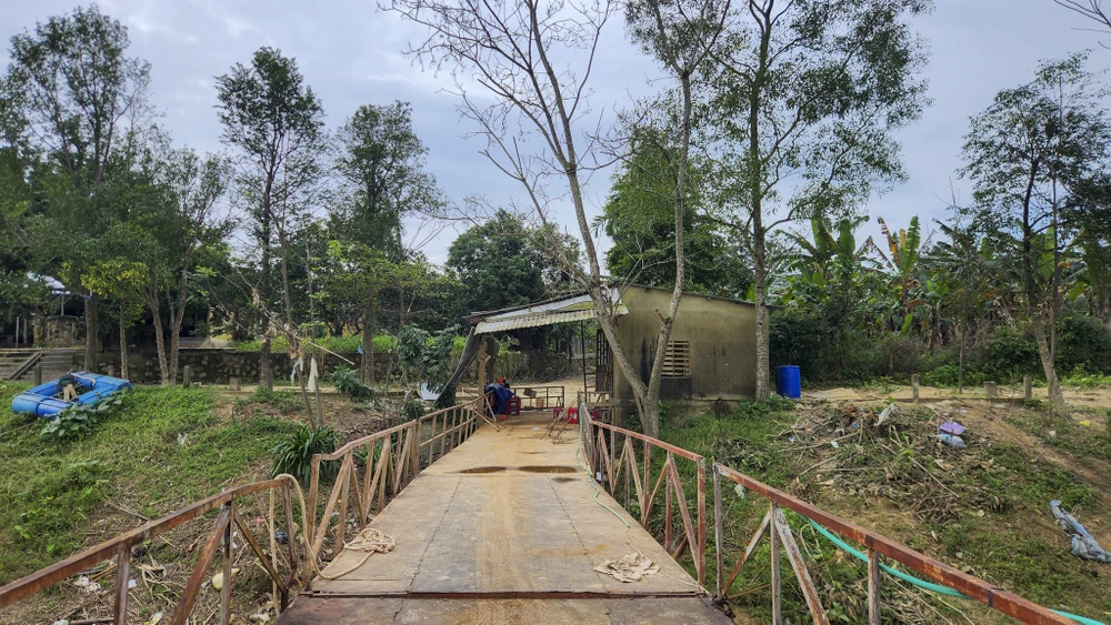 vi-sao-nguoi-hue-mong-ngong-noi-lai-cay-cau-du-bi-thu-phi-bot (26).jpg