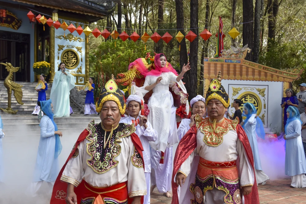 en-nui-ngu-phong-xem-tai-hien-hanh-trinh-ve-lam-dau-xu-champa-cua-cong-chua-huyen-tran (20).jpg