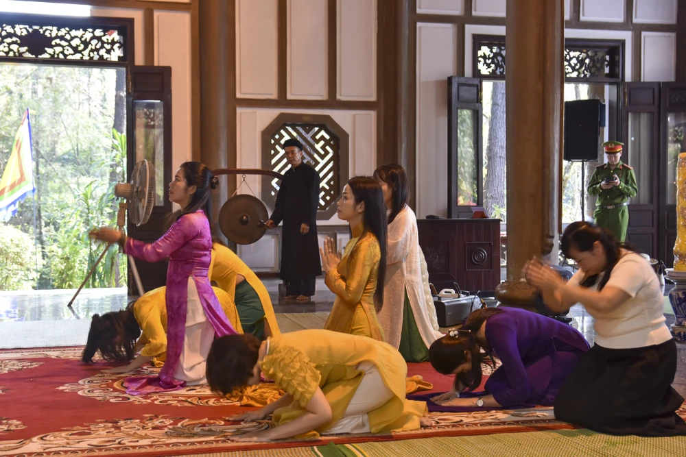 en-nui-ngu-phong-xem-tai-hien-hanh-trinh-ve-lam-dau-xu-champa-cua-cong-chua-huyen-tran (5).jpg