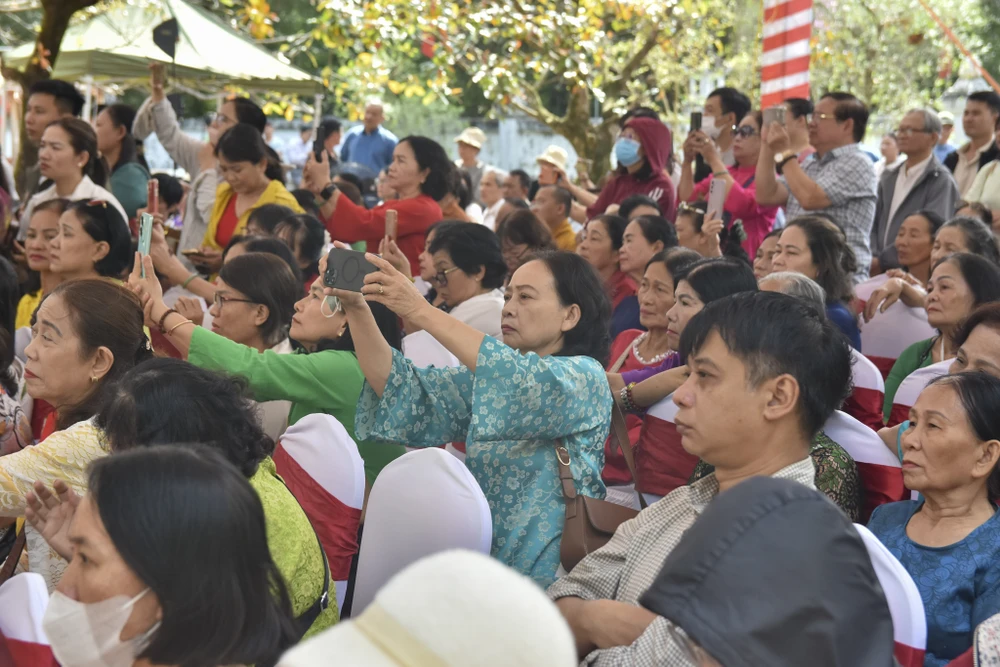 en-nui-ngu-phong-xem-tai-hien-hanh-trinh-ve-lam-dau-xu-champa-cua-cong-chua-huyen-tran (9).jpg