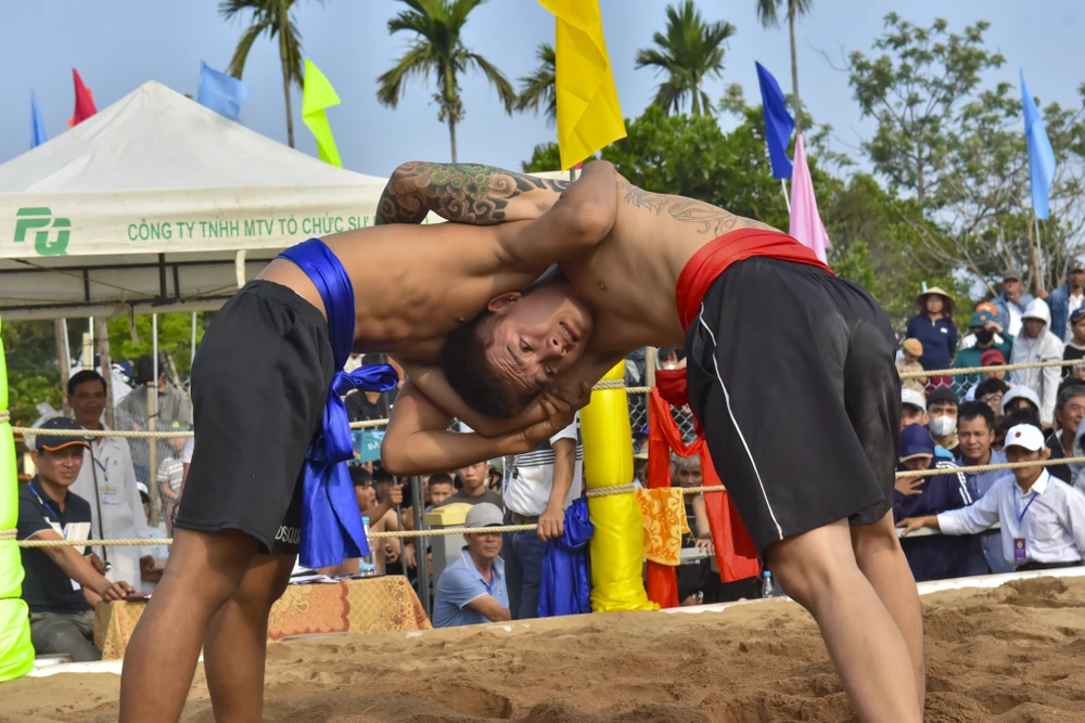 xem-cac-manh-ho-co-do-tranh-tai-nay-lua-ngay-dau-xuan-binh-ngo (4).jpg