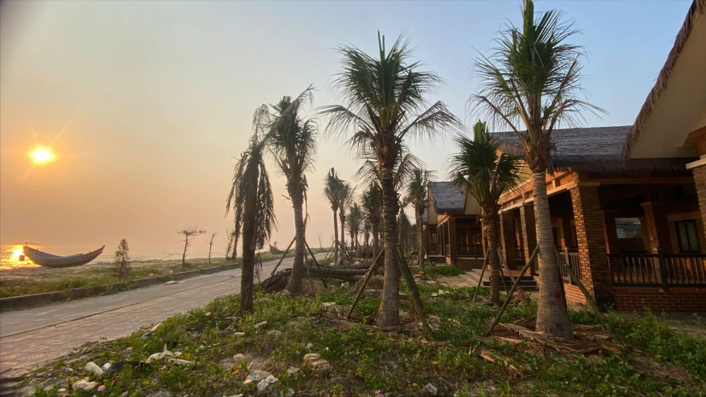 nguy-co-lo-hen-mua-du-lich-bien-tai-du-an-bai-tam-tien-ti-o-quang-tri (1).jpg