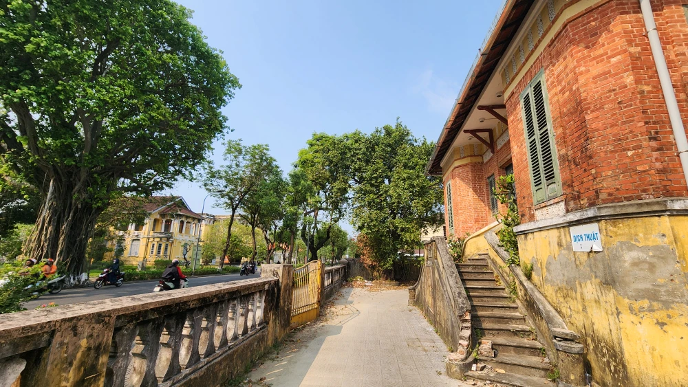 biet-thu-co-1 (6).jpg