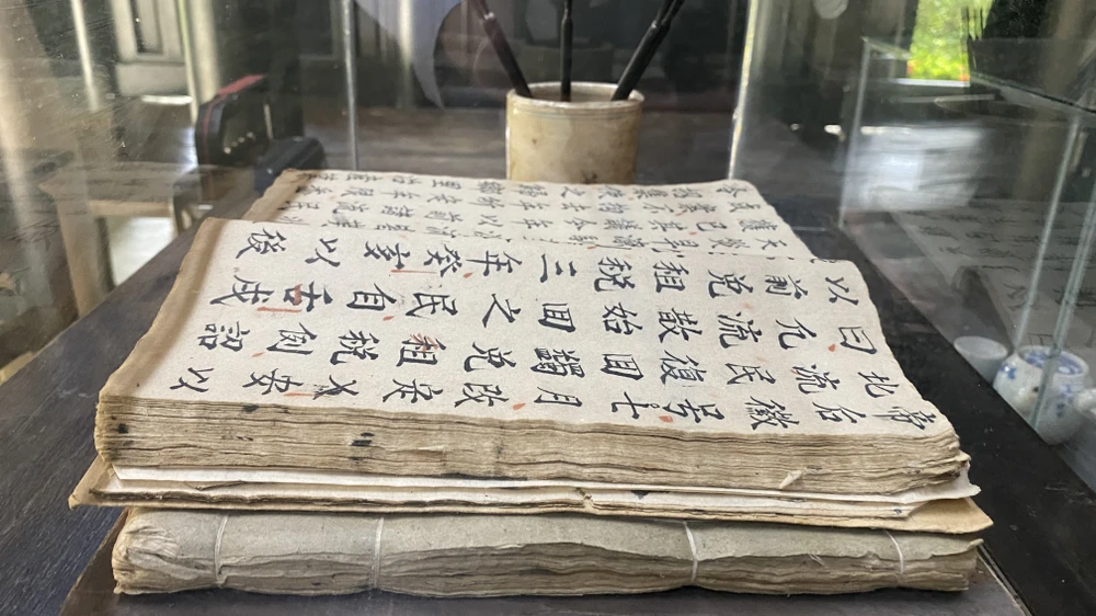 ngam-nhin-khong-gian-xua-noi-chu-tich-ho-chi-minh-tung-song-va-hoc-tap-tai-hue (4).JPG